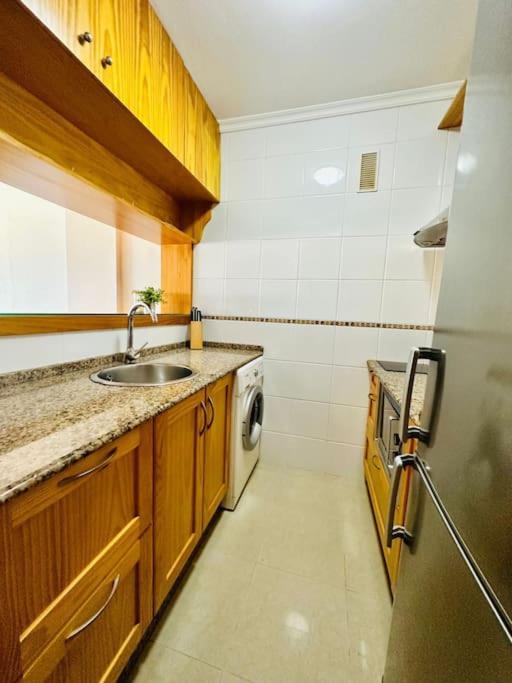 Apartamento A Pie De Playa. Cadix Extérieur photo